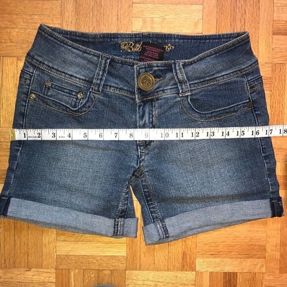 Y2K Vintage Vibes Bubblegum Cuffed Denim Shorts Casual Summer Festival Ready - Picture 5 of 5